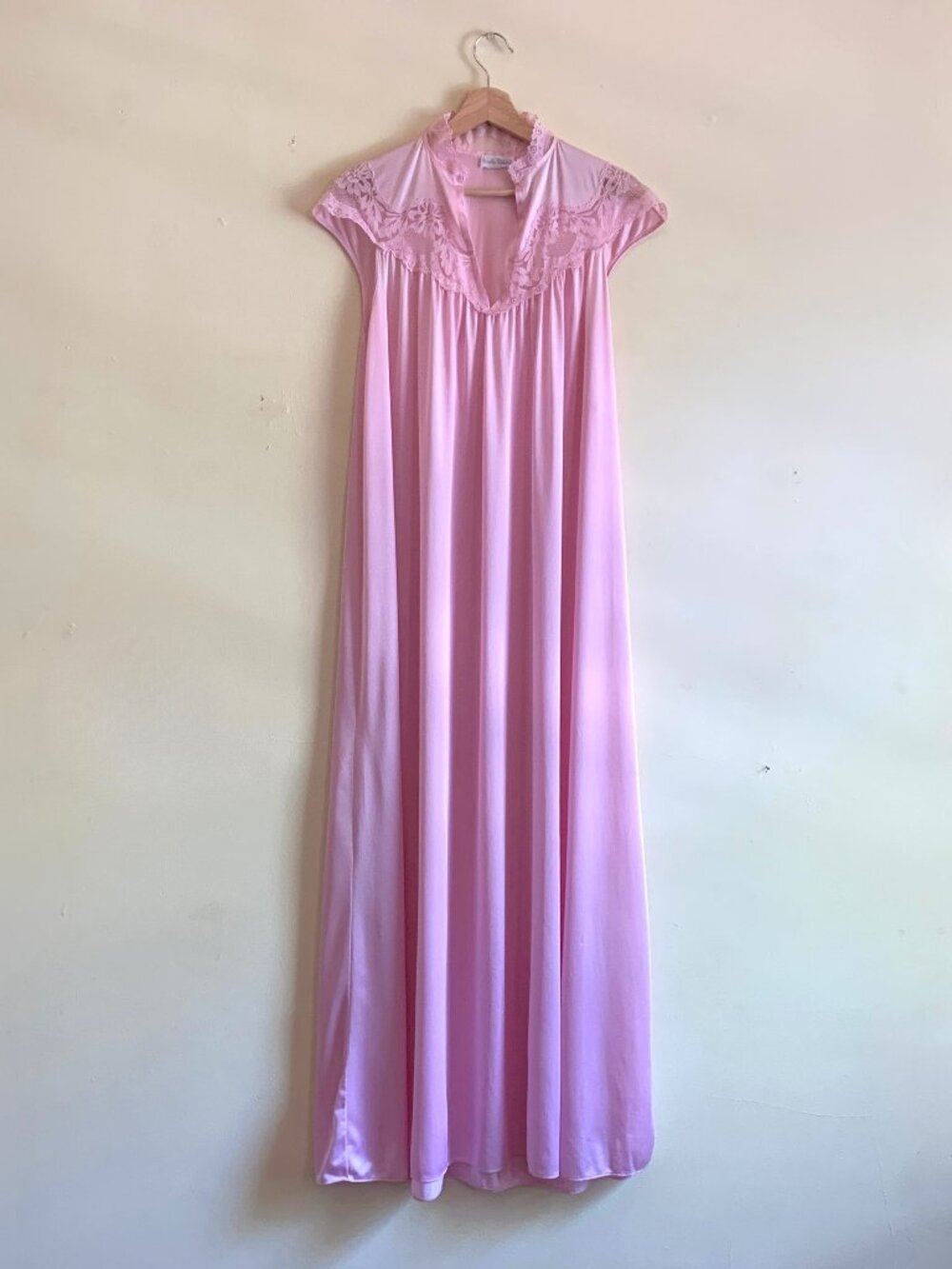 Vintage 70s Diane Von Furstenberg Pink Nylon Nightgown Lace Empire Maxi Sz Small